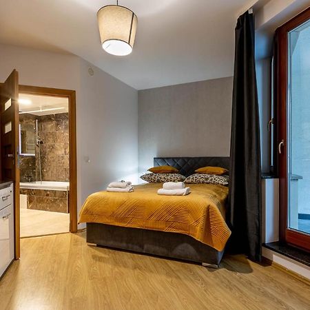 Apartament Just In Center วรอตซวาฟ ภายนอก รูปภาพ
