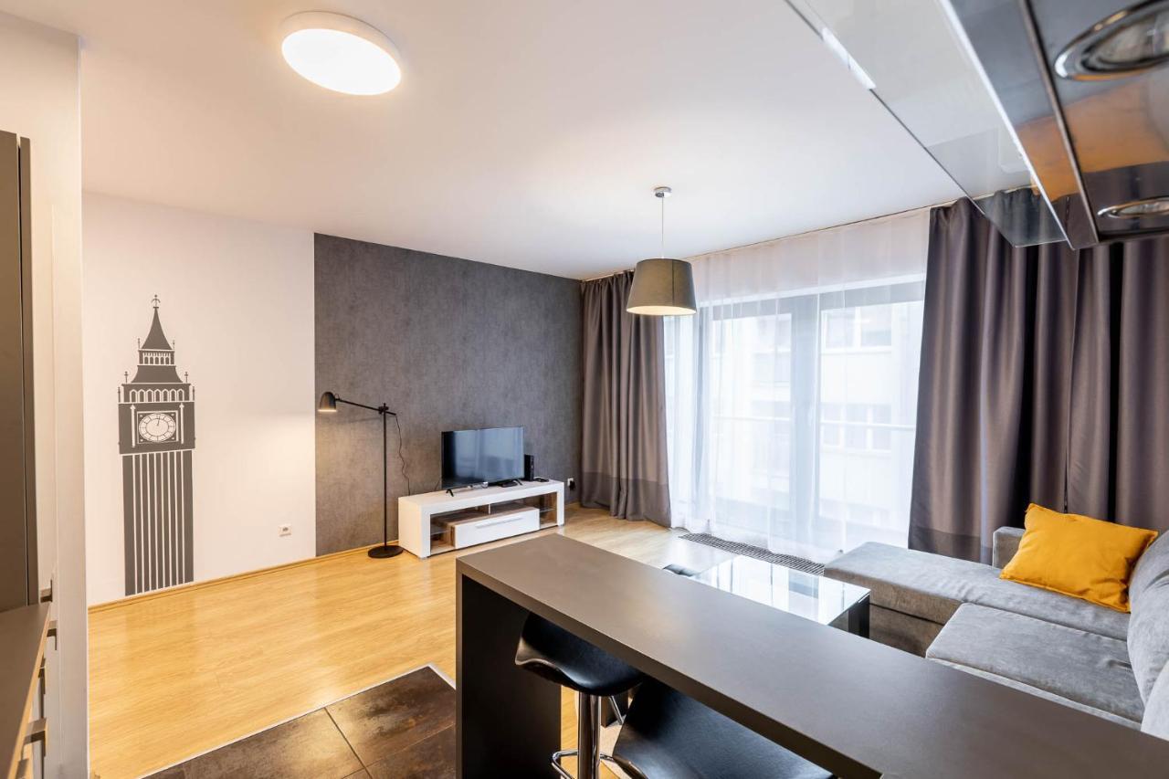 Apartament Just In Center วรอตซวาฟ ภายนอก รูปภาพ