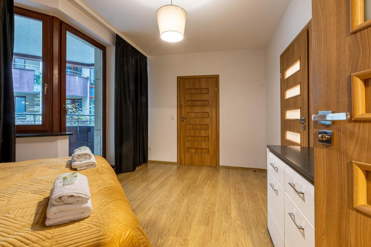 Apartament Just In Center วรอตซวาฟ ภายนอก รูปภาพ